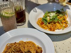 -必胜客(WOW中心城店)