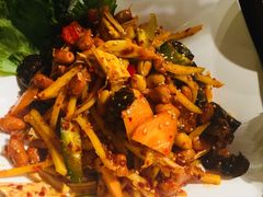 -枣玛露炭火烤肉脊骨锅