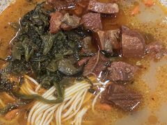 -金杨拉面王小吃面馆·牛三宝面·红烧牛肉粉