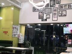 -佰搭果·广式茶餐厅(西华路店)
