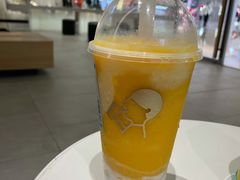 -喜茶(杭州滨江宝龙店)