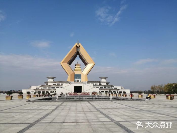 法门文化景区-合十舍利塔图片