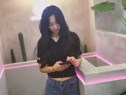 -变画·发型STUDIO