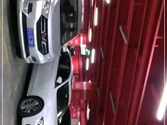 -欧尚超市苏州店停车场(金鸡湖路店)