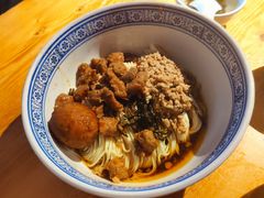 -沪西老弄堂面馆(定西路店)