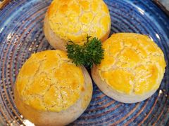 酥皮叉烧包-白天鹅宾馆-宏图府餐厅