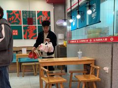 -塔斯汀中国汉堡(西湖景顺铂悦城店)