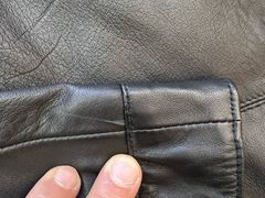 -爱革·奢品·鞋包·衣物·家居(金桥国际商业广场店)