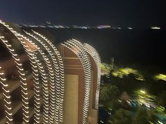 -三亚湾海居铂尔曼度假酒店