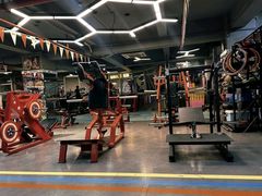 -KingBull私教健身&格斗订制(龙井商业中心店)