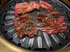 -蚂蚁洞·烤肉大营地(上海静安大悦城店)