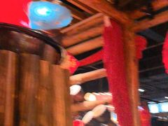 -老滇山寨•云南特色菜•地方菜•民族风情歌舞表演(金碧店)