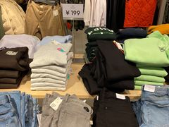 -H&M(华润万象城店)