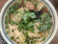 -小马牛肉面·牛骨熬制(南京博物院店)