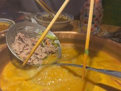 -洱火云南酸菜牛肉火锅(石景山当代商城店)