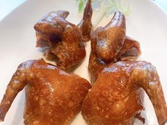 烤乳鸽-铜锣湾·有麝自然香(长嘉汇购物公园店)