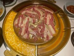 -猪啊牛呀羊啊铜盘烤肉(正大广场店)