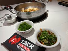 -七欣天香辣蟹火锅(闵行浦江欢乐颂店)