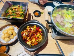 -川堂风·跷脚牛肉·乐山爆炒(宝山日月光店)