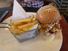 -WOLFGANG PUCK KITCHEN & BAR(迪士尼小镇店)