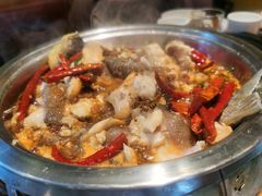 -隔壁老王·家常云南菜(花巷店)