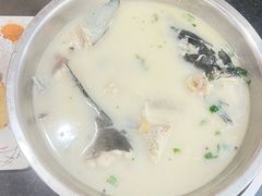-雪野鱼头大王邢府公老店(雪野湖店)