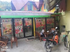 -Jonah's Fruit Shake & Snack Bar