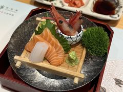 -雲上錢屋·地标景观(上海中心店)