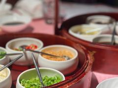 二层十味调料格-行家海鲜火锅酒家(静安寺店)