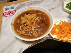 舌尖牛肉胡辣汤配馓子-掌柜的店·河南菜(新天地店)
