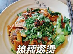 -方铲铲·成都板凳面(滨江银泰店)
