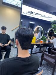 -藤野造型专业烫染接发