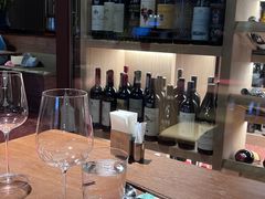 -肆海小川菜酒馆Wine Bistro (青年路店)