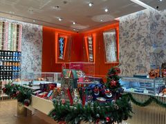 -VENCHI 闻绮(上海佛罗伦萨小镇店)