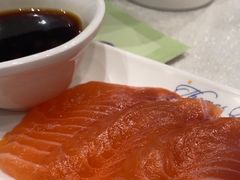 -四海一家自助餐(益田假日广场店)