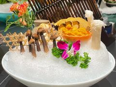 -鼎泰亨·海鲜牛肉餐厅(滨江店)