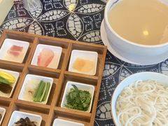 过桥米线-蝴蝶泉宾馆-中餐厅