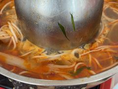 -撒拉人家.酸菜牦牛肉火锅