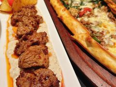 牛里脊配红椒酱-Efes Turkish & Mediterranean Cuisine 艾菲斯餐厅(陆家嘴店)