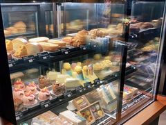 -星巴克(西安旺座现代城店)