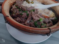 -容里煲仔饭(利丰北路店)