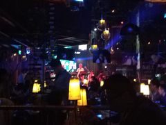 -胡桃里乐队酒馆(鎏嘉码头店)