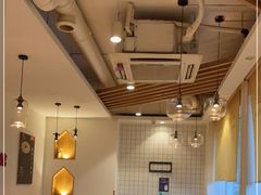 大堂-深巷家味馆.湖北头牌红烧鱼头拌饭(黄陂店)