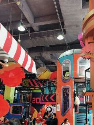 -欧酷世界动力星球(王府井奥莱UP TOWN店)