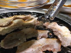 -唯成•韩国炭火烤肉 유성고기