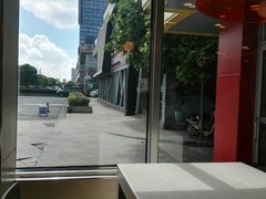 -麦当劳(花桥得来速店)