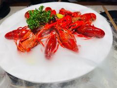 -沪小胖·小龙虾(八佰伴店)