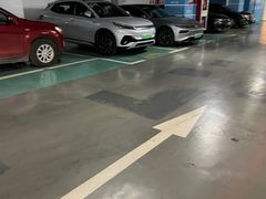 场地-龙湖天街-停车场