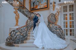 -拉瑞娜LaReine婚纱礼服高级定制