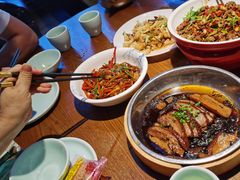 -老长沙湘菜馆(凤凰路店)